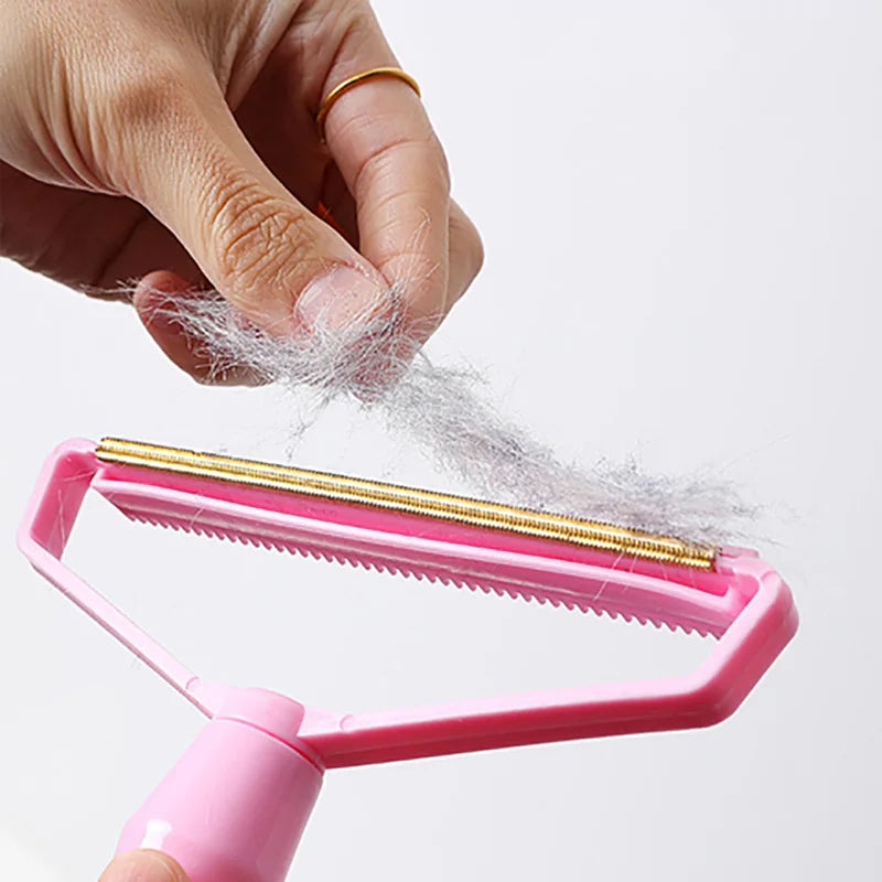 Brosse anti poil - AttrapePoil™